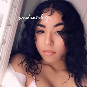 Meet your Posher, Janely